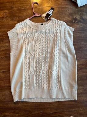 Sleeveless Sweater Vest Top